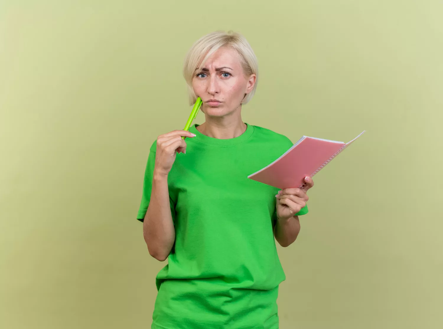 Démarches pour vendre sa maison de particulier à particulier : guide complet 2025