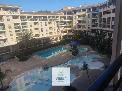 A VENDRE A CANNES - APPARTEMENT LUMINEUX AVEC BALCON ET PARKING
