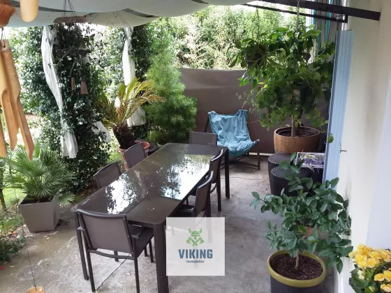 CHARMANTE MAISON DE VILLE