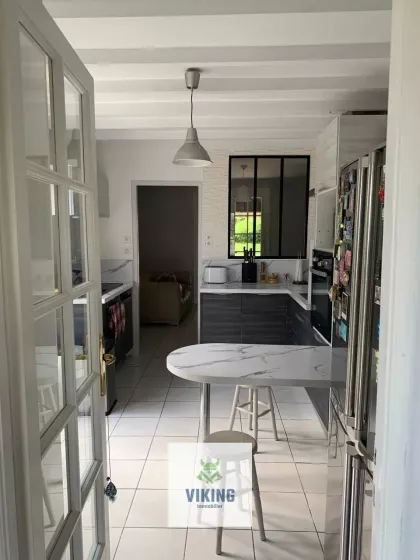 Charmante villa familiale avec jardin à Bellerive-sur-Allier